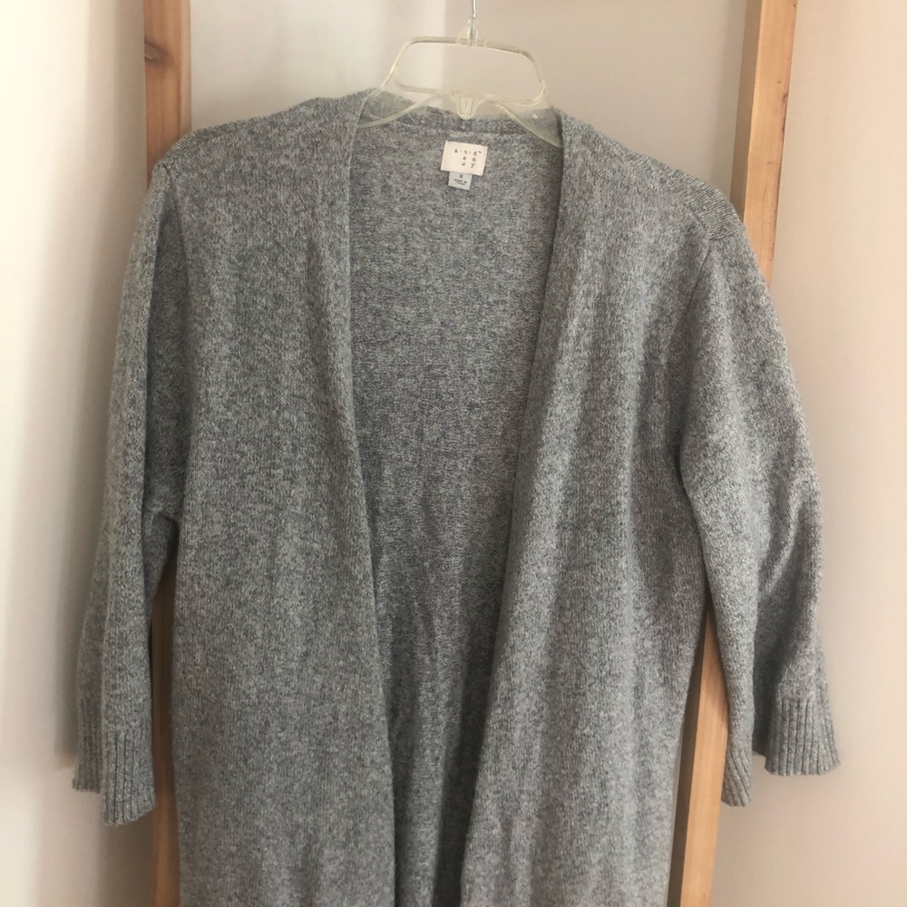 Cardigan - Picture 3 of 4